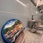 Апартаменты Welcome Riviera - Al Castello-vista Mare -romantico E A 20 Metri Dal Mare-toll Parking At 15 Euro Per Day To Be Booked In Advance -subject To Availability Рапалло