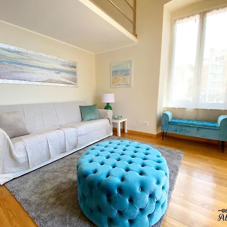 Apartman Welcome Riviera - Al Castello-vista Mare -romantico E A 20 Metri Dal Mare-toll Parking At 15 Euro Per Day To Be Booked In Advance -subject To Availability