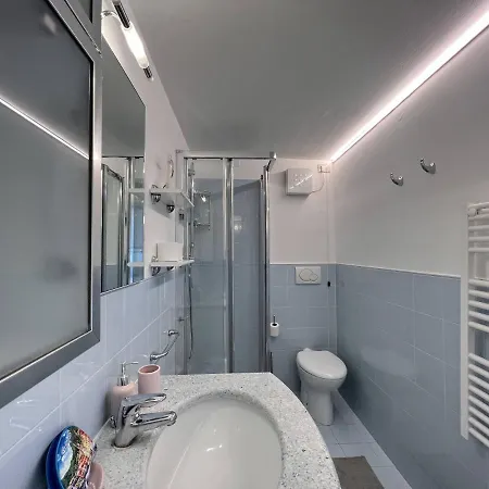 Welcome Riviera - Al Castello-vista Mare -romantico E A 20 Metri Dal Mare-toll Parking At 15 Euro Per Day To Be Booked In Advance -subject To Availability Apartman *