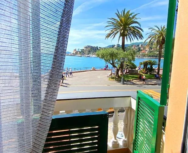 Apartman Welcome Riviera - Al Castello-vista Mare -romantico E A 20 Metri Dal Mare-toll Parking At 15 Euro Per Day To Be Booked In Advance -subject To Availability