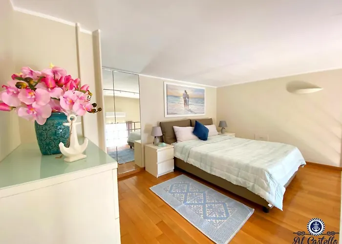 Apartman Welcome Riviera - Al Castello-vista Mare -romantico E A 20 Metri Dal Mare-toll Parking At 15 Euro Per Day To Be Booked In Advance -subject To Availability Rapallo
