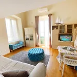 Apartamento Welcome Riviera - Al Castello-vista Mare -romantico E A 20 Metri Dal Mare-toll Parking At 20 Euro Per Day To Be Booked In Advance -subject To Availability *