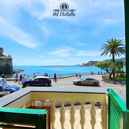 Apartamento Welcome Riviera - Al Castello-vista Mare -romantico E A 20 Metri Dal Mare-toll Parking At 20 Euro Per Day To Be Booked In Advance -subject To Availability *