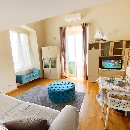 Appartement Welcome Riviera - Al Castello-vista Mare -romantico E A 20 Metri Dal Mare-toll Parking At 20 Euro Per Day To Be Booked In Advance -subject To Availability *