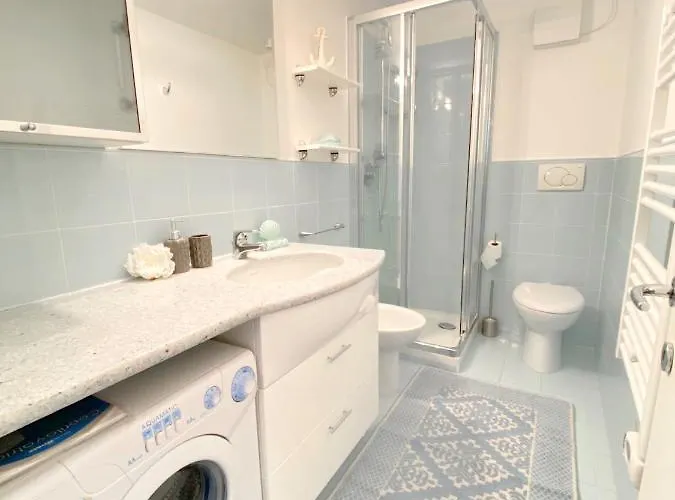 Welcome Riviera - Al Castello-vista Mare -romantico E A 20 Metri Dal Mare-toll Parking At 15 Euro Per Day To Be Booked In Advance -subject To Availability * ראפאלו